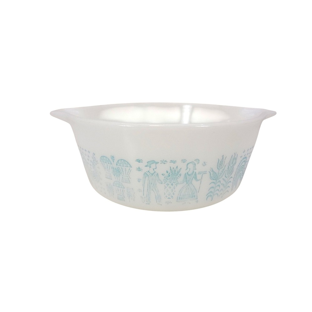 Pyrex Butterprint Cinderella Bowl 472 1.5 PT White Turquoise Amish
